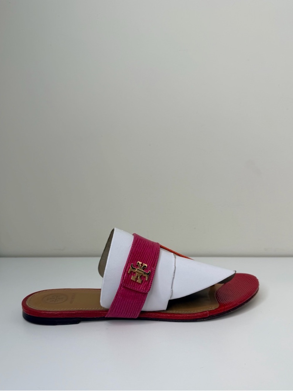 Tory Burch Kira Thong Sandals Tejus Embossed Leather Size 9.5 vacation summer - Picture 3 of 15